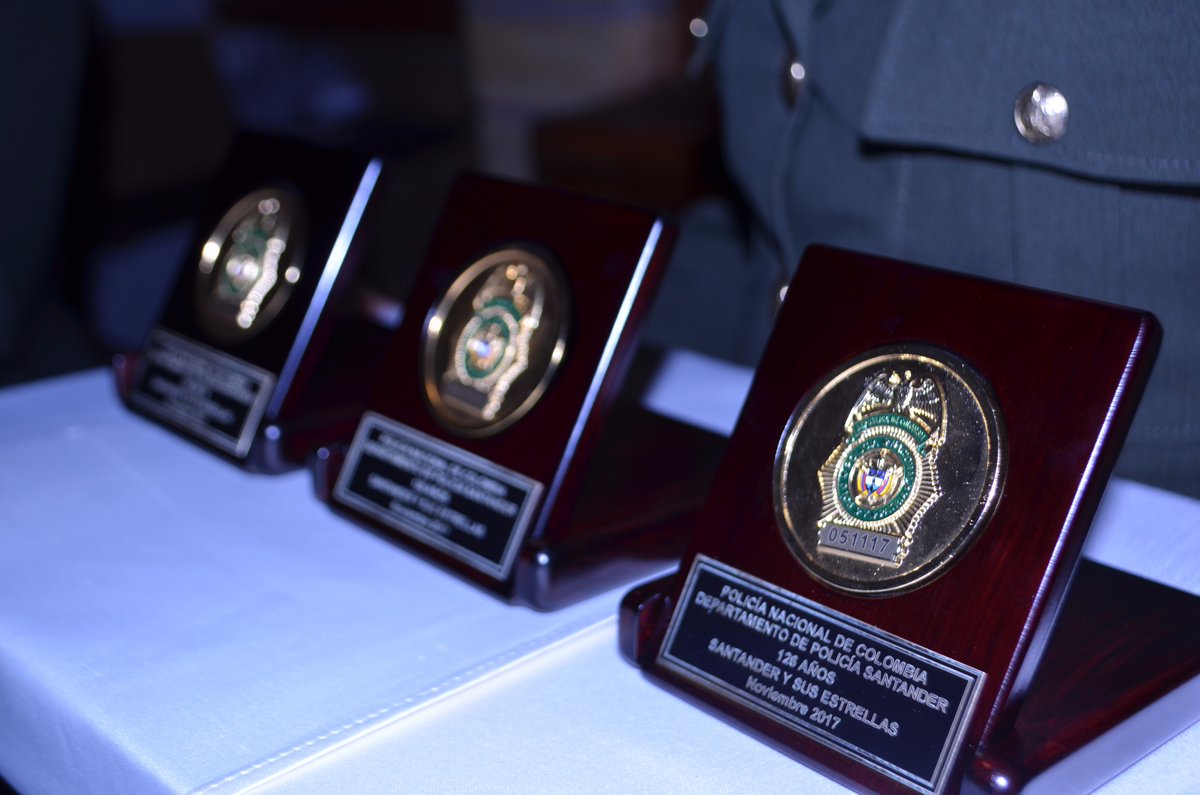 En ‘La noche de las Estrellas’ reconocemos la labor de nuestros hombres y mujeres policías