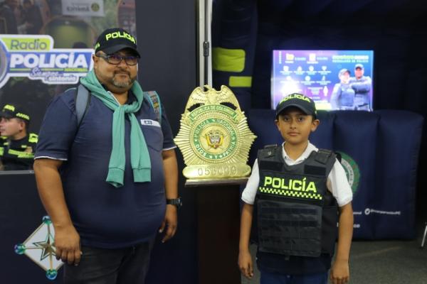 La Policía Nacional en la  #FILBo 2023. 