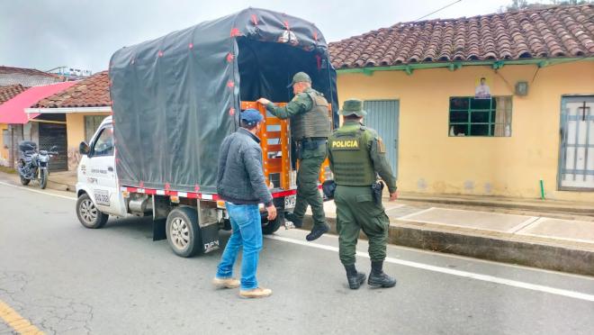 Uniformados garantizan seguridad y convivencia 