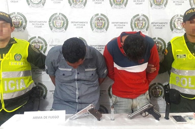 foto-dos-personas-capturadas-por-hurto