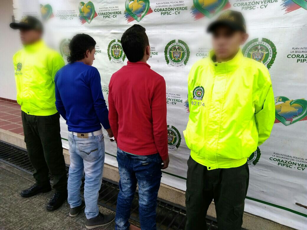 Extorsionaban a un profesor a cambio de no divulgar información íntima en redes sociales