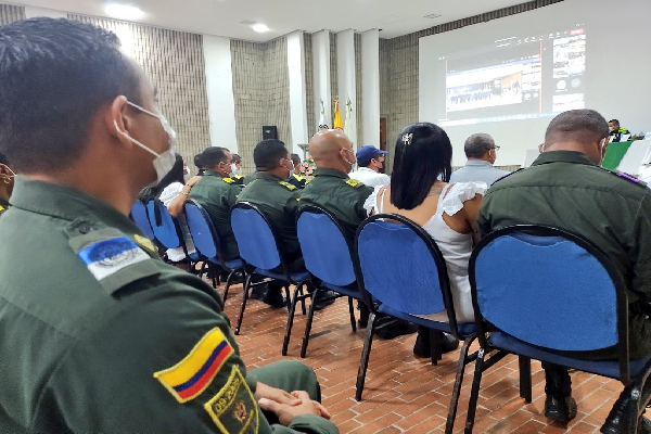 Primera entrega de Distinciones a 1.053 patrulleros en La Guajira 