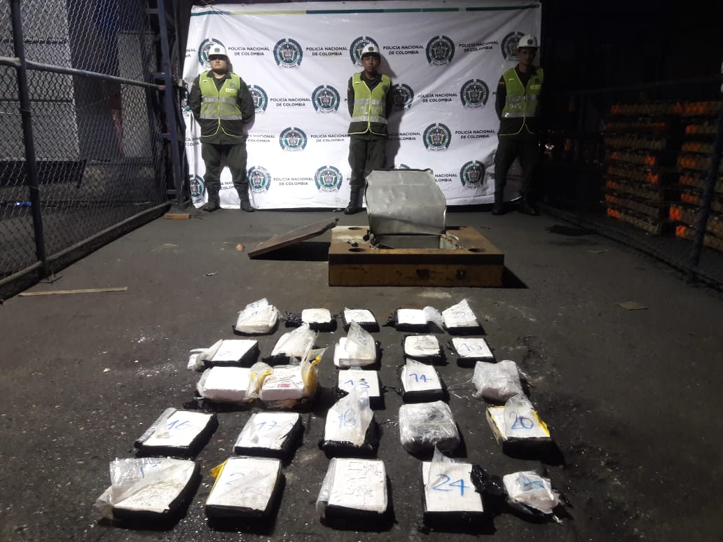 Incautados-400-kilos-de-marihuana-y-24-kilos-de-cocaína 