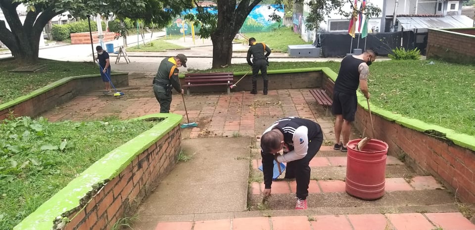 Una linda labor realizan nuestros compañeros en Gaitania Tolima