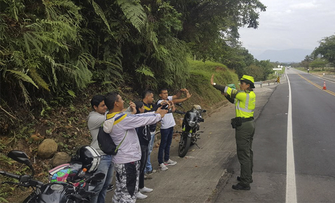 En-las-vías-del-Meta-la Policía Nacional-despliega-actividades-de-prevención-y-control