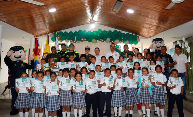 ¡Policía Metropolitana de Montería graduó a 497 estudiantes en Berastegui!