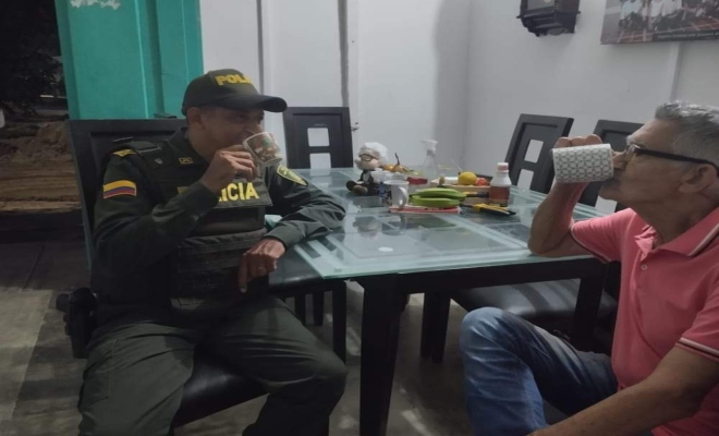 Hablábamos de lo lindo que es la vida y de cómo podemos ser felices sin hacerle daño a nadie.