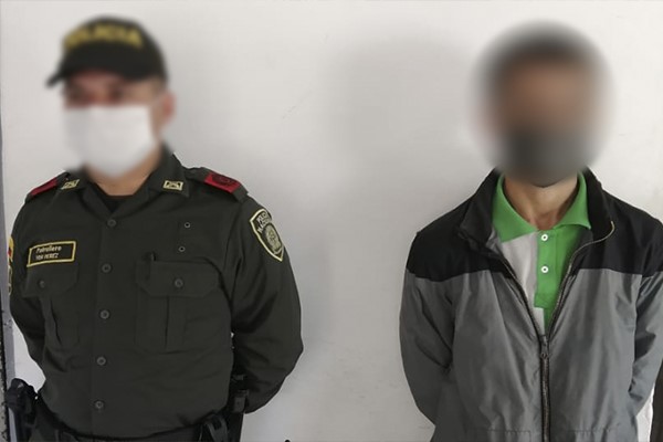 Capturamos a una persona en flagrancia por hurto a celulares