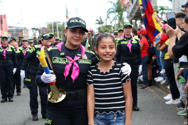 Nuestros niños, niñas y adolescentes, celebraron con orgullo los 213 años del grito de la independencia