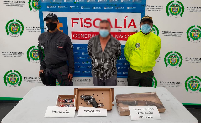 Un-adulto-mayor-fue-capturado-por-delitos-sexuales-y-porte-ilegal-de-armas-de-fuego