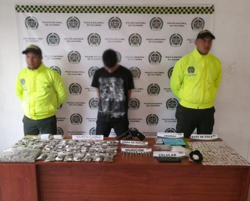 Capturado con 568 gramos de marihuana y aproximadamente 100 dosis de "bazuco"