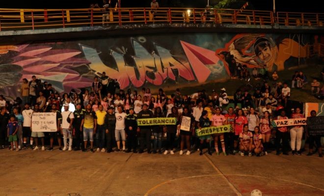 Hombres y mujeres diariamente trabajan en el trinomio de la seguridad 