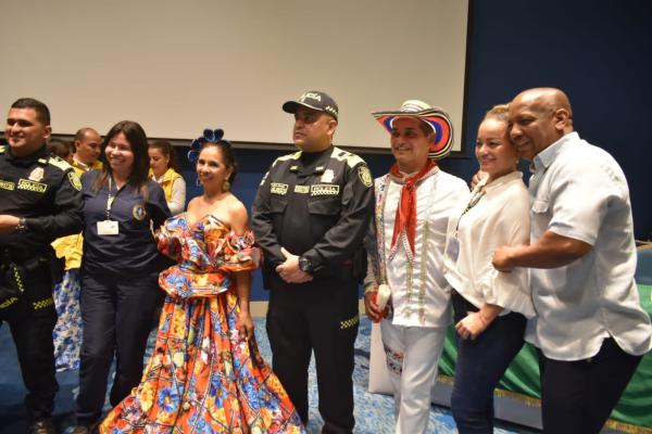 Tejiendo historias de vida un acto de dignificación institucional