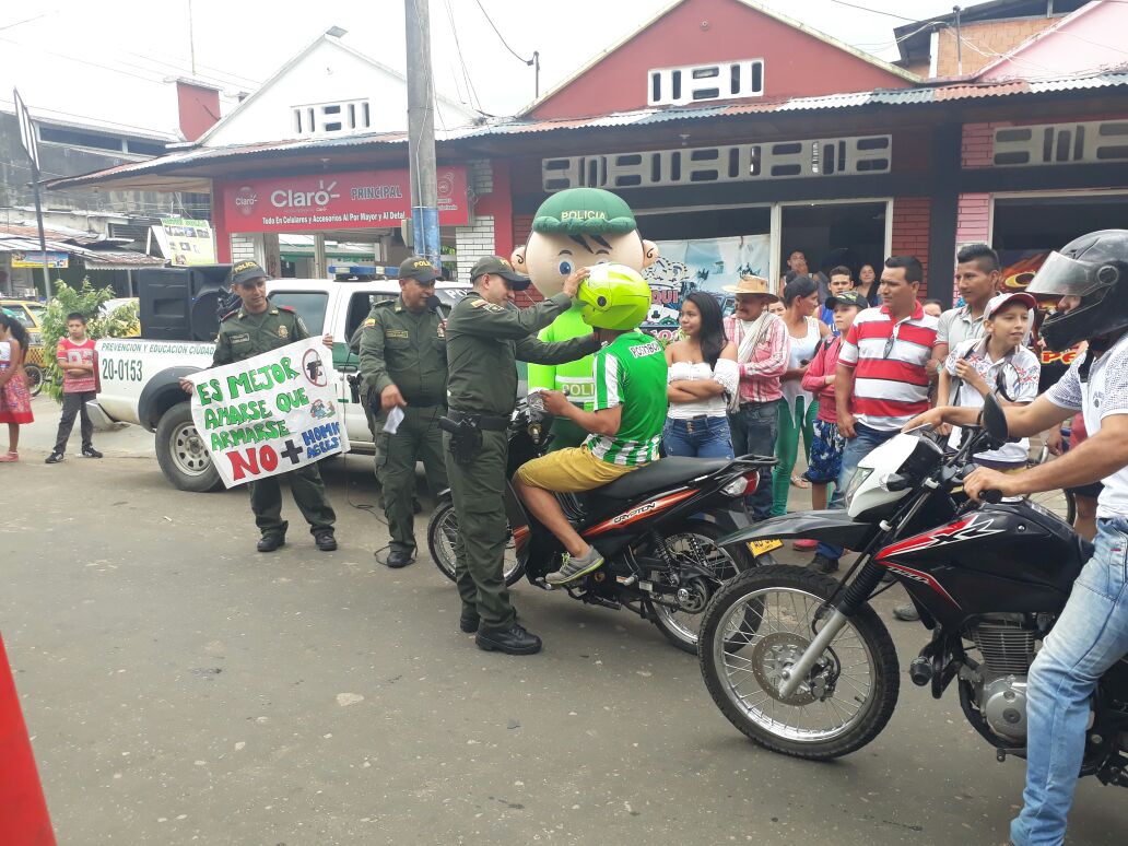 Policía lleva pedagogía a conductores para prevenir accidentalidad