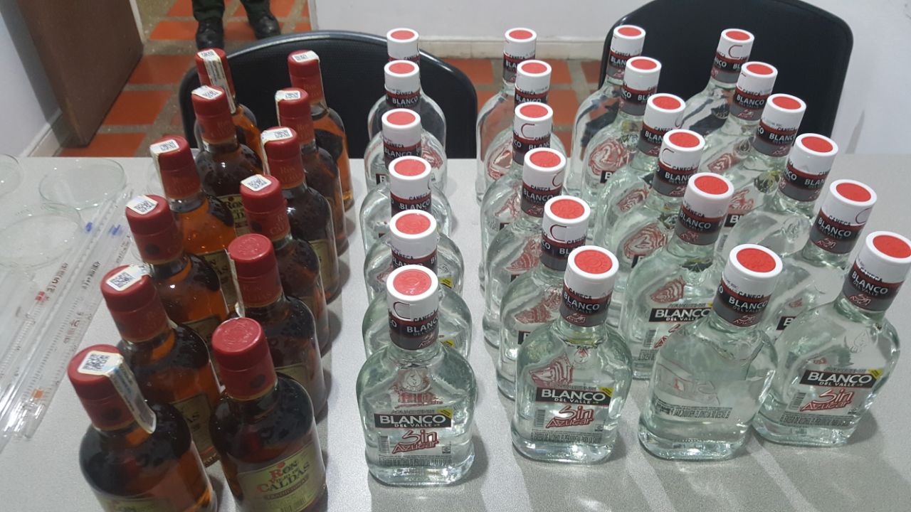 Policía evita comercilaización de licor adulterado en Cali