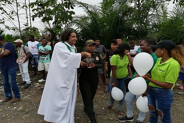 ¡Un-pitazo-por-la-paz!