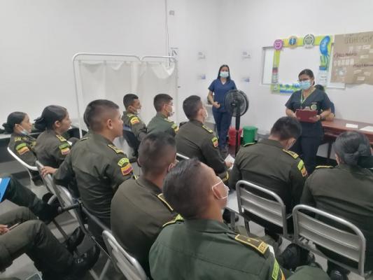 Orientación a auxiliares temas médicos