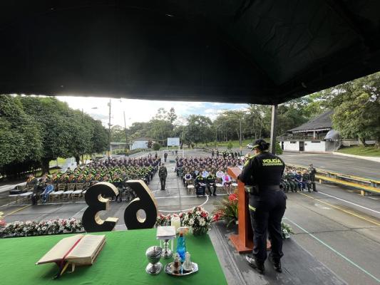 63 años formando policías íntegros.