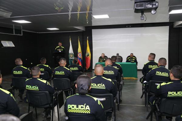 Escuela de Polic&iacute;a Metropolitana de Bogot&aacute; 