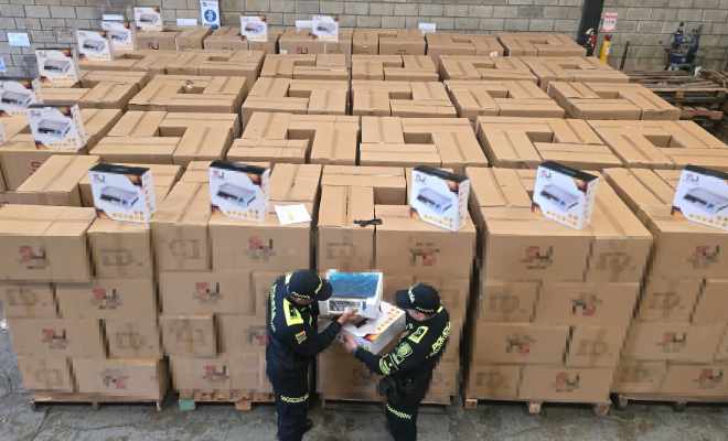 Estas faltas motivaron la aprehensión inmediata del contenedor para garantizar el cumplimiento de la normativa y proteger el mercado nacional.