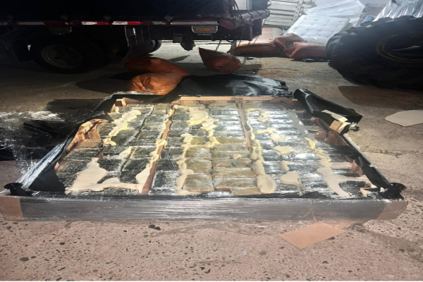 Capturan a una pareja en Riohacha con 756 kilos de marihuana