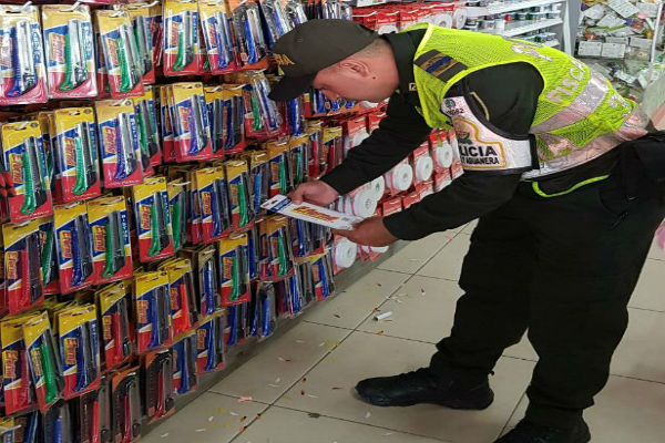 Incautación-útiles-escolares.