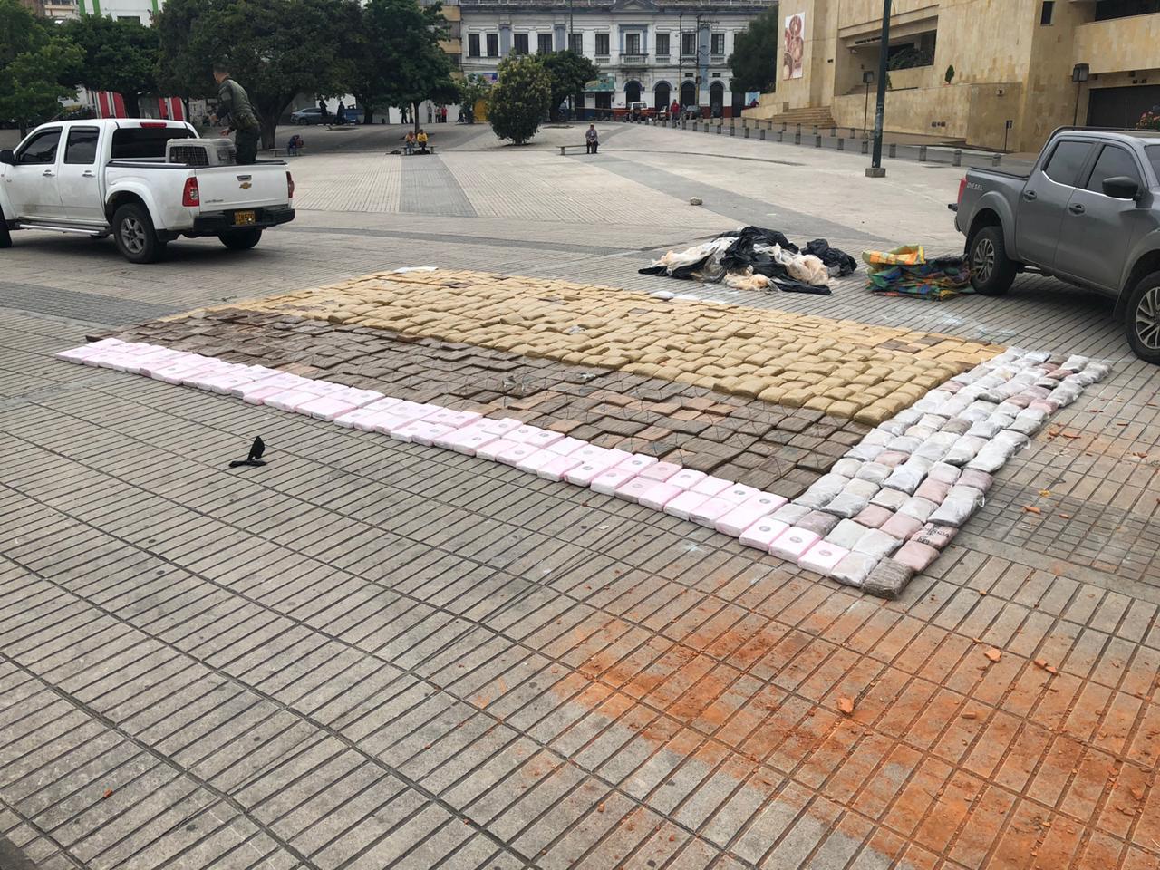 Incautación-de-756-kilos-de-marihuana