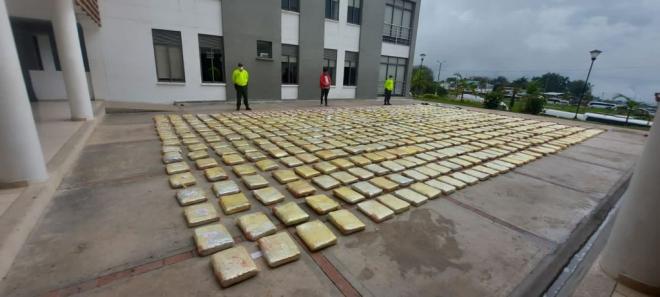 Un_capturado_y_tonelada_y_media_de_Creepy_incautada_3