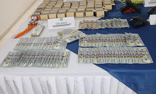 Desarticulada red de tráfico de explosivos e incautación de más de tres toneladas de sustancias explosivas y armas de fuego.