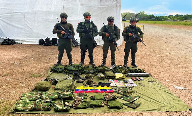 En medio de enfrentamiento con grupo armado ilegal, policía nacional incauta importante material de guerra e intendencia