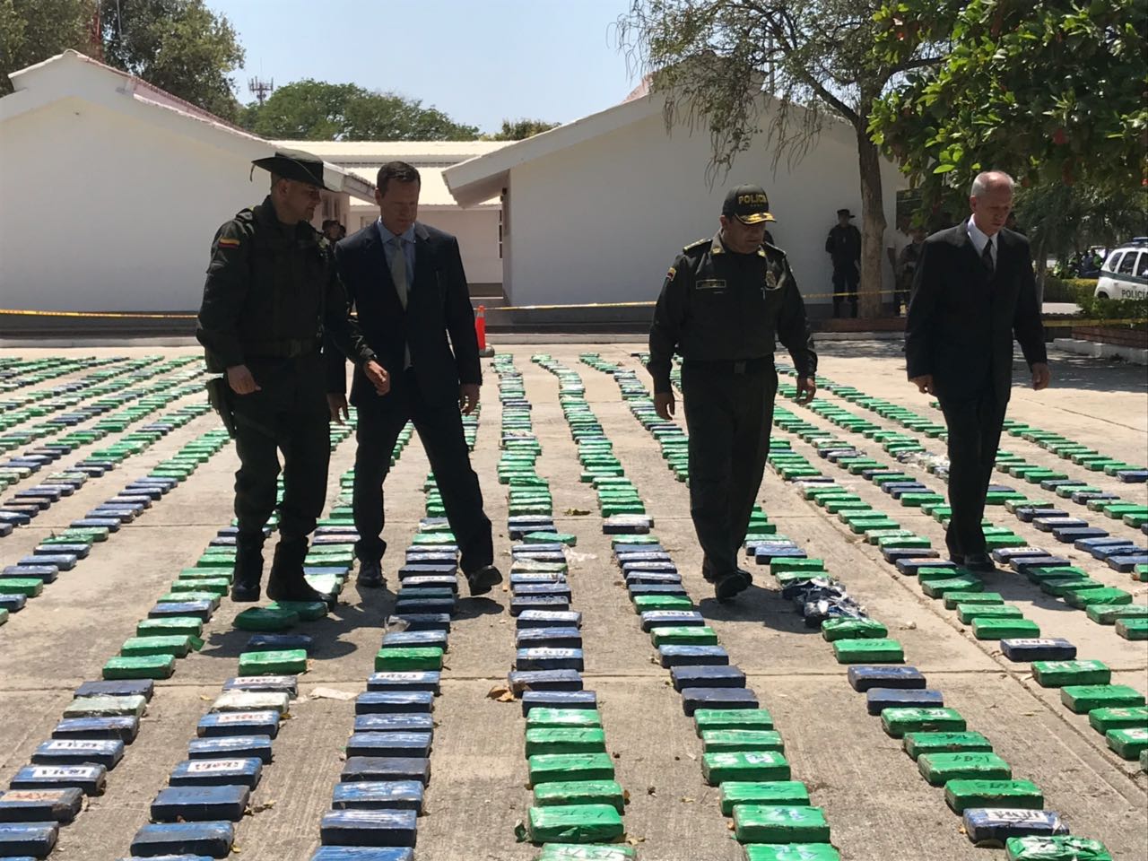 Incautadas más de dos toneladas de cocaína en Santa Marta