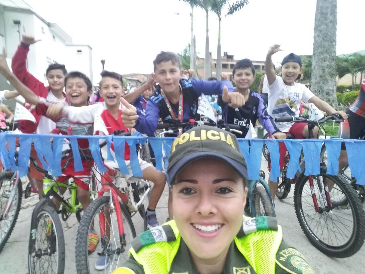 Policía Infancia Miraflores 