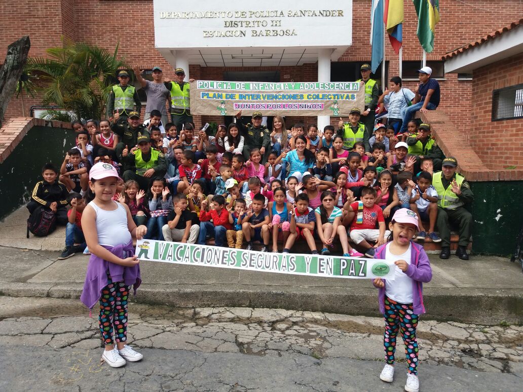 policia-garatizando-a-la-niñez-vacaciones-seguras-y-en-paz