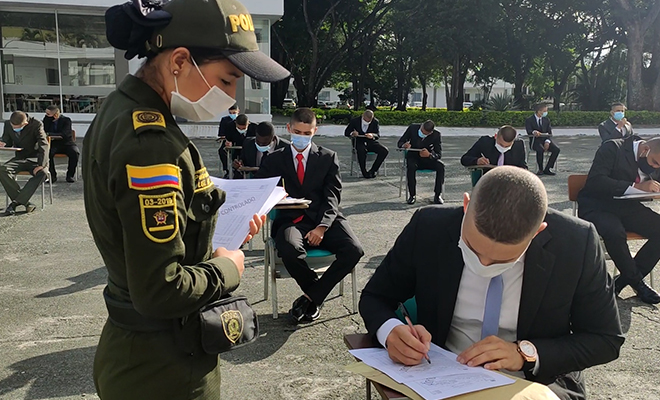 La Escuela de Policía Simón Bolívar recibe a sus estudiantes 