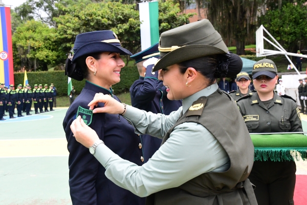 Ceremonia de ascenso Mandos de Nivel Ejecutivo 