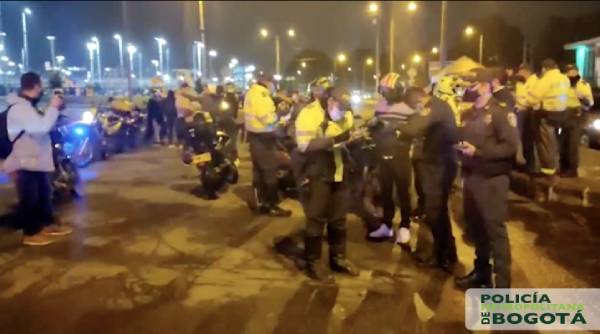 Es un honor ser policía 