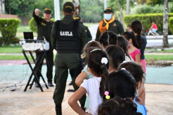 La Policía con toda su capacidad humana y logística realizó actividades de integración en el Meta 