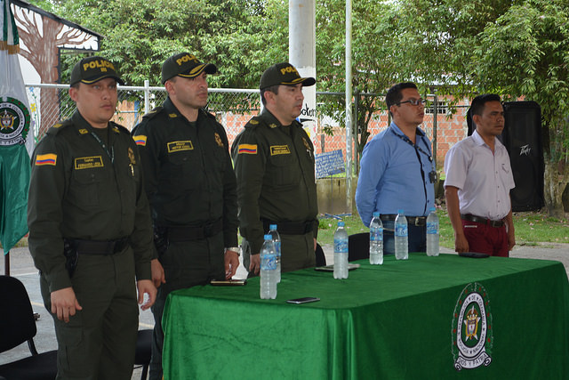 Clausura jóvenes a lo bien Policía de santander