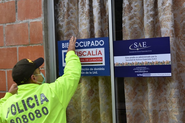 Extinción de dominio aplicada a tres inmuebles 