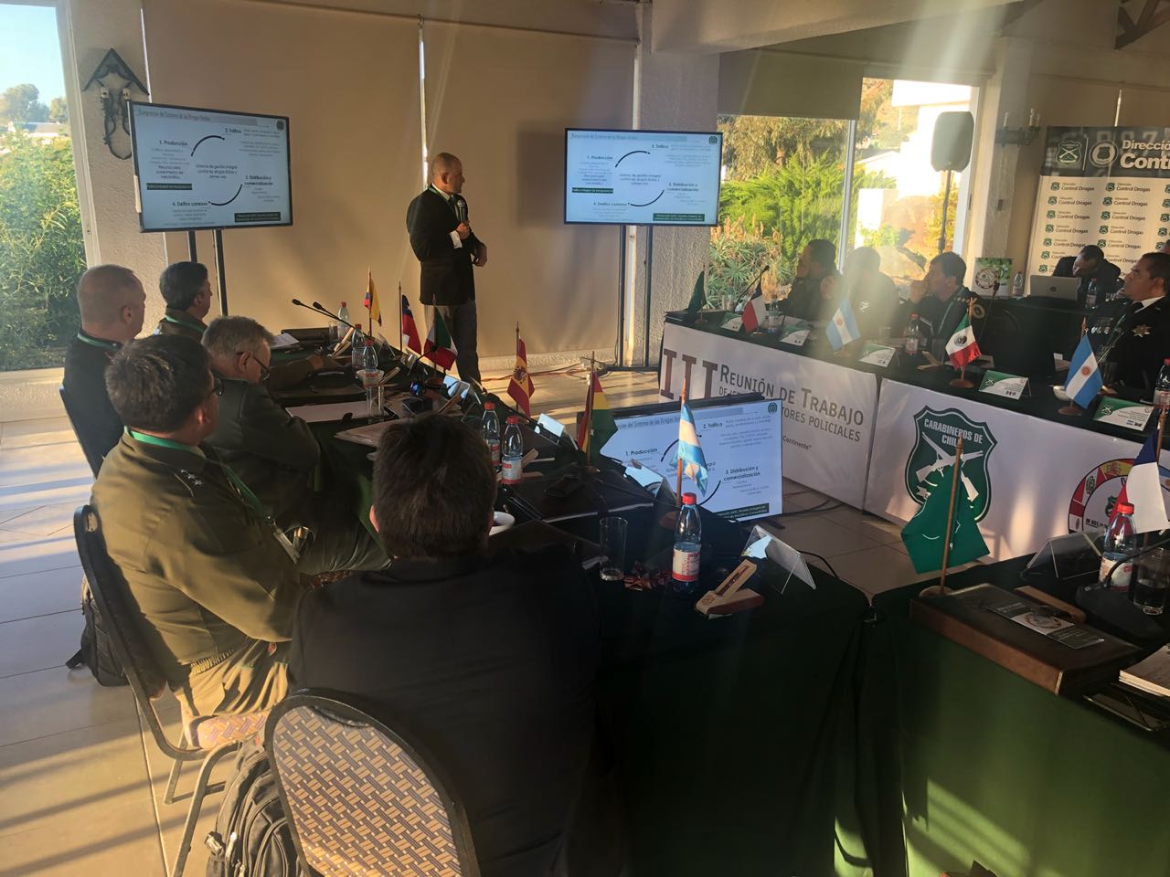 La Dirección-de-Antinarcóticos-de-la-Policía-Nacional-realiza-alianzas-internacionales  