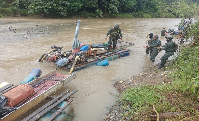 La policía y el ejército continúan impactando la minería ilegal en el Chocó