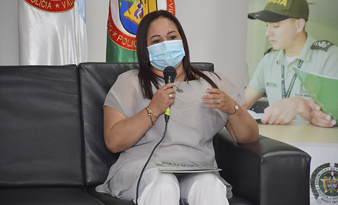 Lanzamiento del libro “Comportamiento Ético Policial De Egresados ESBOL”