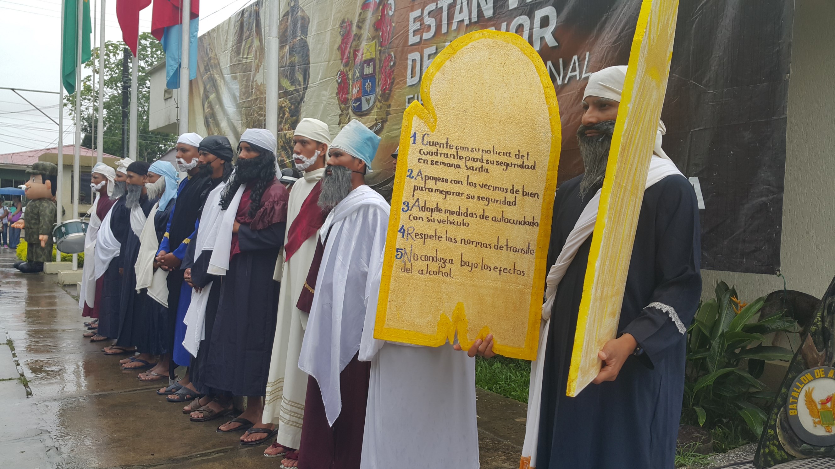 Por Una Semana Santa Segura y En Paz