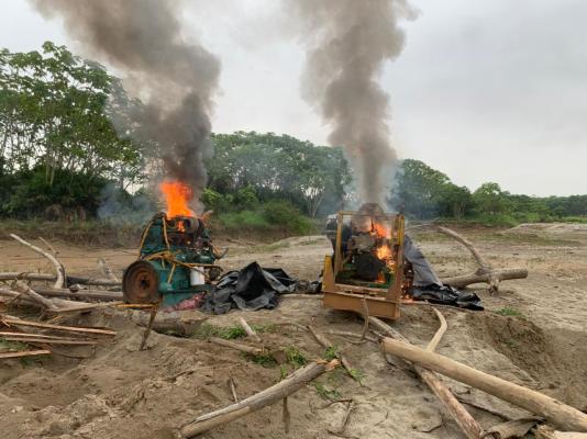 Capturamos 31 personas en cuatro operaciones simultáneas en contra de la minería ilícita a nivel nacional.
