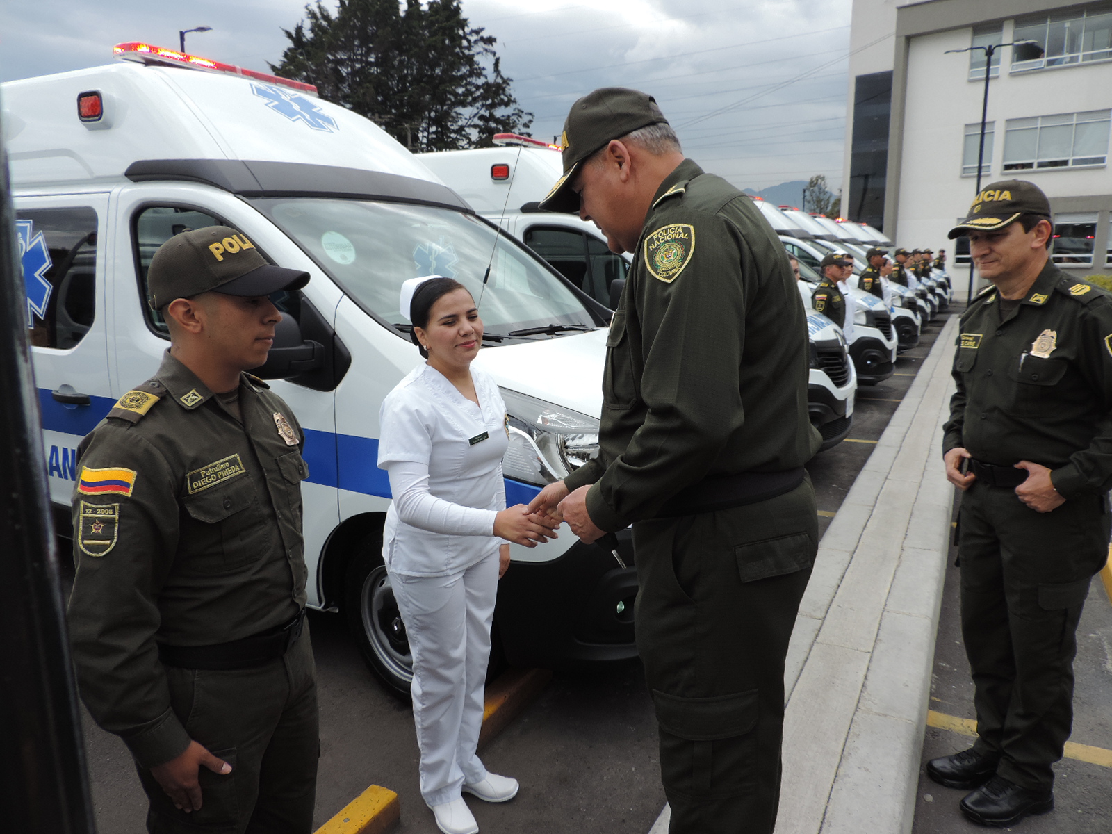 ambulancias_disan-entregan