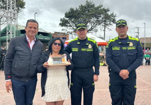 Una Policía Más Cercana Preventiva y Mediadora