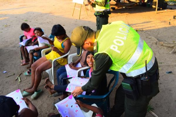 Espacios pedagógicos con los niños Nukak