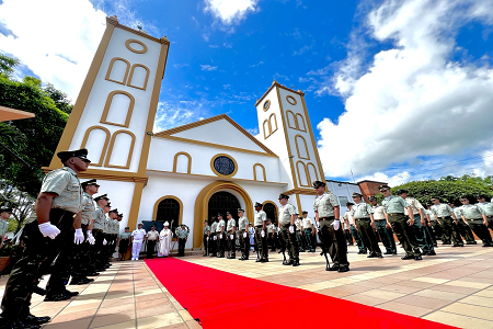 Con una Eucaristía y ofrenda floral celebramos el aniversario 133 de la Policía Nacional de Colombia