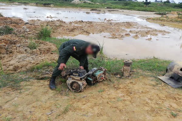 Fueron destruidos 13 motores de aspersión en el municipio de Ayapel