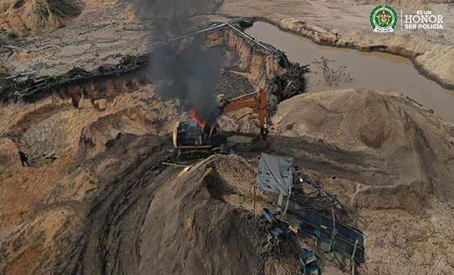 Afectamos las finanzas del ELN y Clan del Golfo, en cerca de 2.000 millones de pesos